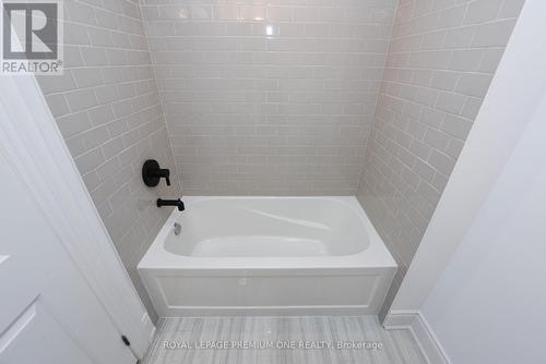 179 - 60 Lunar Crescent, Mississauga, ON - Indoor Photo Showing Bathroom