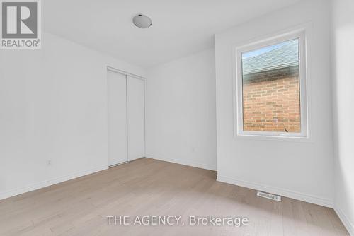 495 Violet Gate, Milton, ON - Indoor Photo Showing Other Room