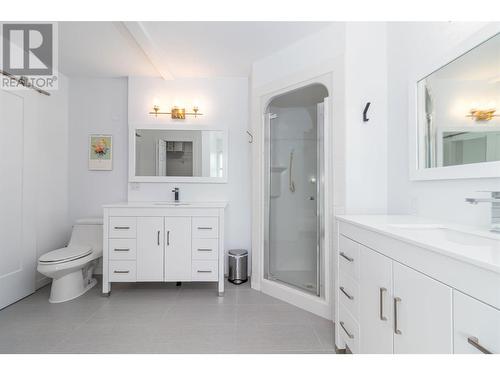 2009 Covington Crescent, West Kelowna, BC - Indoor Photo Showing Bathroom