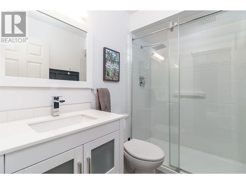 2009 Covington Crescent, West Kelowna, BC - Indoor Photo Showing Bathroom