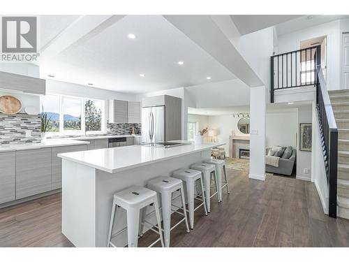 2009 Covington Crescent, West Kelowna, BC - Indoor Photo Showing Kitchen With Upgraded Kitchen