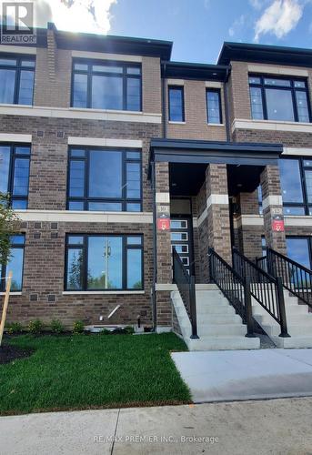 10 Cherry Hill Lane, Barrie (Painswick South), ON - Outdoor With Balcony With Facade