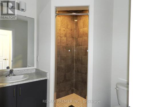 38 Cherry Hill Lane, Barrie (Painswick South), ON - Indoor Photo Showing Bathroom