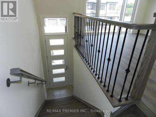 38 Cherry Hill Lane, Barrie (Painswick South), ON - Indoor Photo Showing Other Room