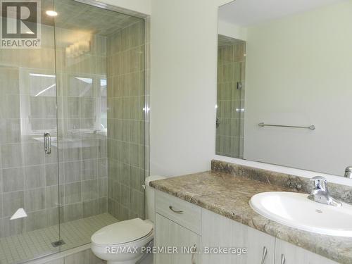 38 Cherry Hill Lane, Barrie (Painswick South), ON - Indoor Photo Showing Bathroom