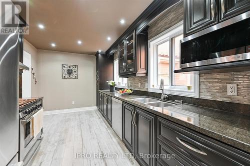 2227 Shipwright Road, Oakville (Glen Abbey), ON - Indoor Photo Showing Kitchen With Double Sink