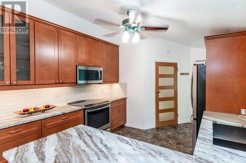 352 Curry Road, Midland, ON - Indoor Photo Showing Kitchen