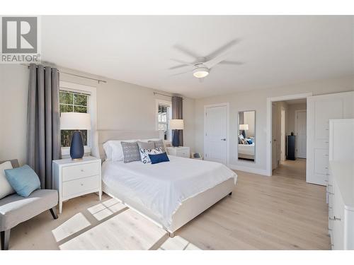 2025 Huckleberry Road, Kelowna, BC - Indoor Photo Showing Bedroom