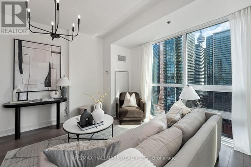 2409 - 318 Richmond Street W, Toronto (Waterfront Communities), ON - Indoor