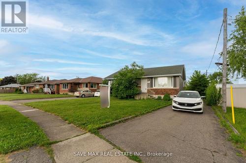 52 Broderick Avenue, Niagara Falls, ON - Outdoor