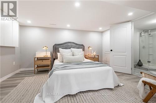 680 Rexford Drive, Hamilton (Randall), ON - Indoor Photo Showing Bedroom