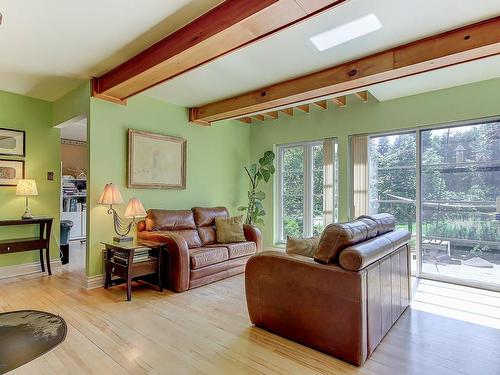 Salon - 697 Rue Paul-Émile-Borduas, Mont-Saint-Hilaire, QC - Indoor Photo Showing Living Room