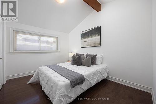 2 Markanna Drive, Toronto (Scarborough Village), ON - Indoor Photo Showing Bedroom