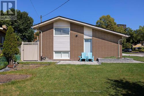 2 Markanna Drive, Toronto (Scarborough Village), ON - Outdoor With Exterior