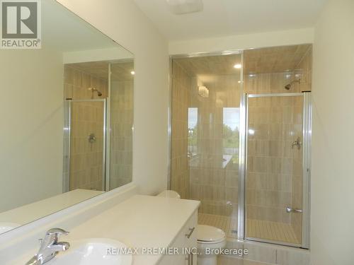 16 Cherry Hill Lane, Barrie (Painswick South), ON - Indoor Photo Showing Bathroom