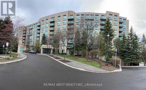 509 - 3 Ellesmere Street, Richmond Hill, ON - Outdoor With Facade