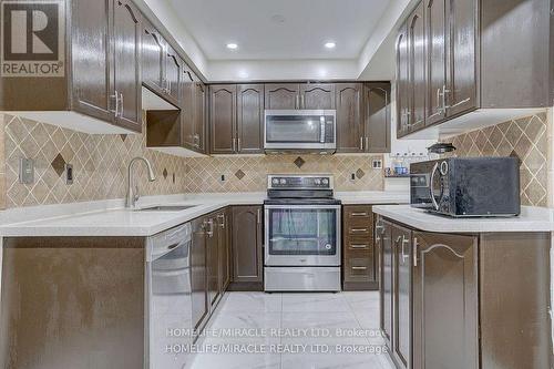 45 Caranci Crescent, Brampton (Bram East), ON - Indoor Photo Showing Kitchen