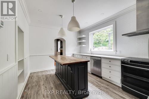 204 Barden Street, Guelph/Eramosa, ON - Indoor Photo Showing Kitchen