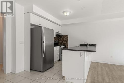 929 Cook Crescent, Shelburne, ON - Indoor Photo Showing Kitchen