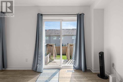 929 Cook Crescent, Shelburne, ON - Indoor Photo Showing Other Room