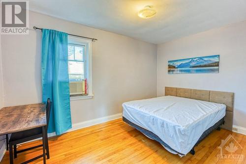 448 Holland Avenue, Ottawa, ON - Indoor Photo Showing Bedroom