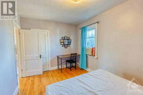 448 Holland Avenue, Ottawa, ON - Indoor Photo Showing Bedroom