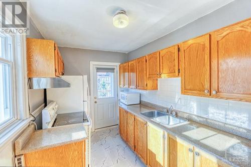 448 Holland Avenue, Ottawa, ON - Indoor Photo Showing Kitchen With Double Sink