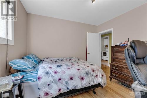 Unit 1 - 2487 Falcon Avenue, Ottawa, ON - Indoor Photo Showing Bedroom