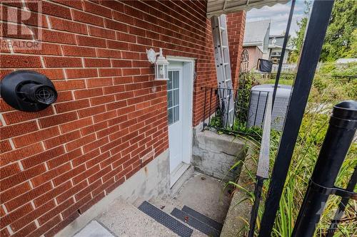 Basement Access - 2487 Falcon Avenue, Ottawa, ON - 