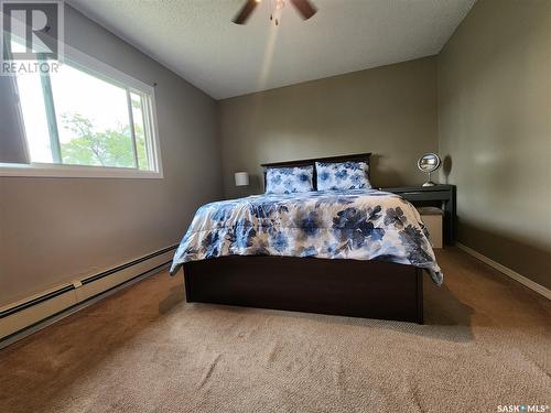 1116 Coteau Avenue, Weyburn, SK - Indoor Photo Showing Bedroom