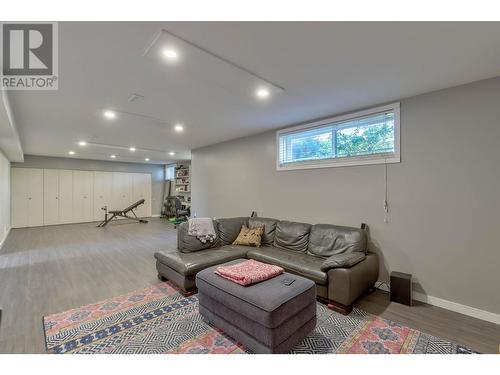 1333 Flemish Street, Kelowna, BC - Indoor Photo Showing Basement