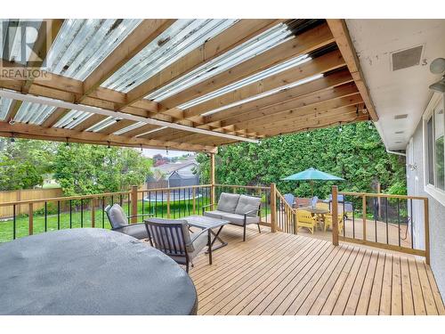 1333 Flemish Street, Kelowna, BC - Outdoor With Deck Patio Veranda With Exterior