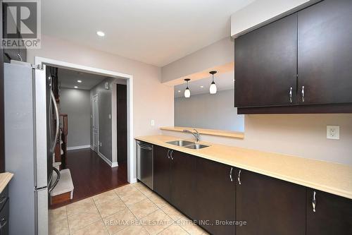 437 Dalhousie Gate, Milton, ON - Indoor Photo Showing Kitchen With Double Sink