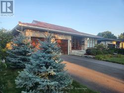 1856 BRIARCROOK CRESCENT  Mississauga (Applewood), ON L4X 1X4