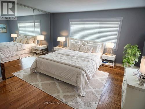 1856 Briarcrook Crescent, Mississauga, ON - Indoor Photo Showing Bedroom