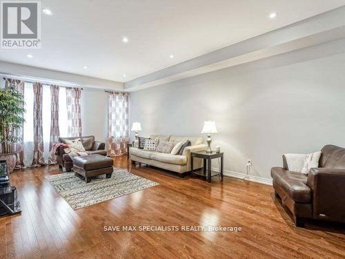 159 Inspire Boulevard, Brampton (Sandringham-Wellington North), ON - Indoor Photo Showing Living Room