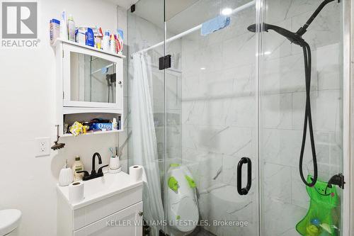 33 Station Street, St. Thomas, ON - Indoor Photo Showing Bathroom