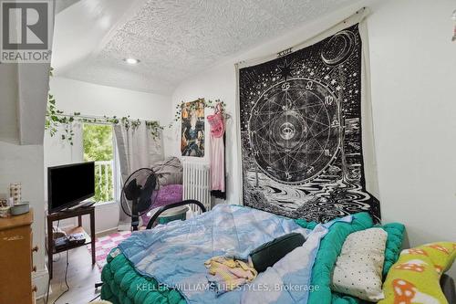 33 Station Street, St. Thomas, ON - Indoor Photo Showing Bedroom