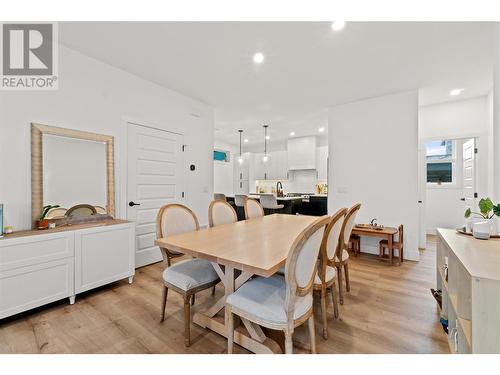 737 Patterson Avenue Unit# 2, Kelowna, BC - Indoor Photo Showing Dining Room