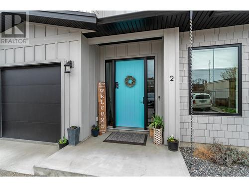 737 Patterson Avenue Unit# 2, Kelowna, BC - Outdoor