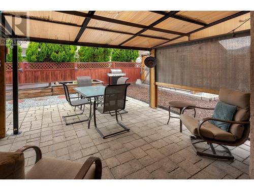 316 Murray Crescent, Kelowna, BC - Outdoor With Deck Patio Veranda With Exterior