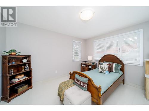 2760 Dry Valley Road, Kelowna, BC - Indoor Photo Showing Bedroom