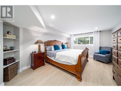 2760 Dry Valley Road, Kelowna, BC - Indoor Photo Showing Bedroom