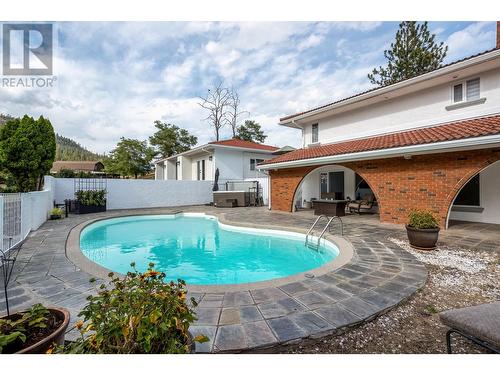 2760 Dry Valley Road, Kelowna, BC - Outdoor With In Ground Pool With Backyard With Exterior