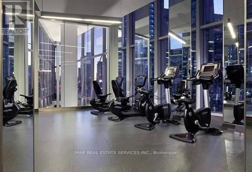 1107 - 10 York Street, Toronto, ON - Indoor Photo Showing Gym Room