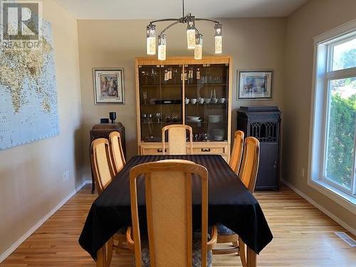 2874 Hilltop Road Lot# 15, Blind Bay, BC - Indoor Photo Showing Dining Room