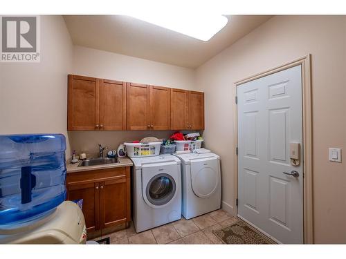 3200 Lobelia Drive, Osoyoos, BC - Indoor Photo Showing Laundry Room