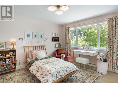 4796 Redridge Road, Kelowna, BC - Indoor Photo Showing Bedroom