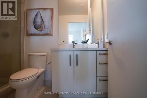 S1204 - 120 Bayview Avenue, Toronto (Waterfront Communities), ON - Indoor Photo Showing Bathroom