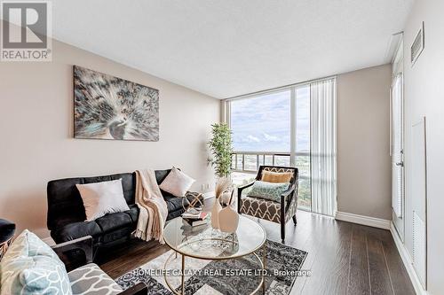 1507 - 68 Grangeway Avenue, Toronto (Woburn), ON - Indoor Photo Showing Living Room